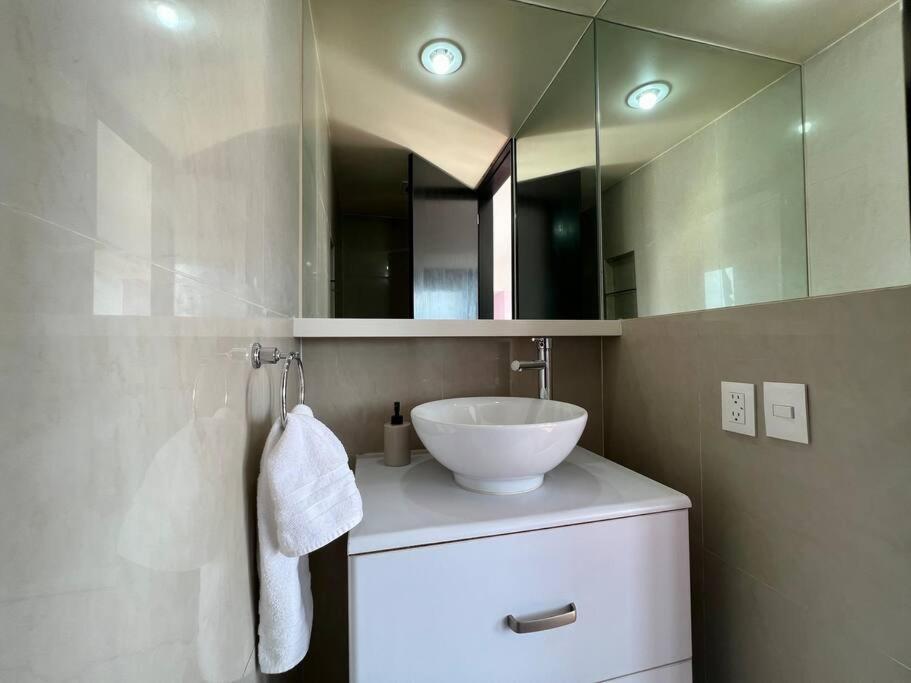 Downtown View, Ac, Getaway Flat 1511 Apartment *